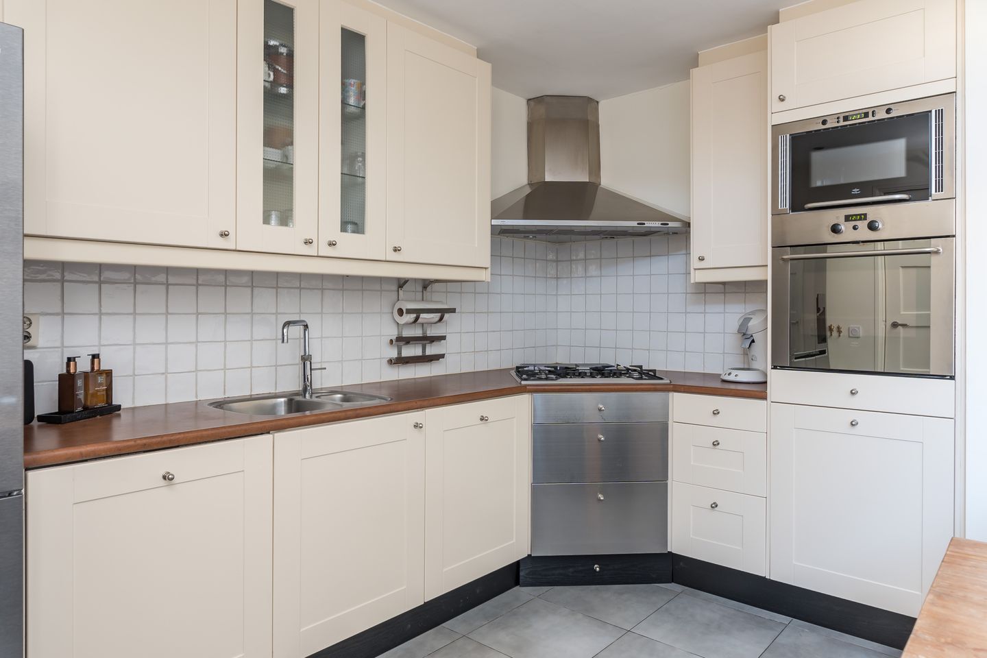 Foto 14 van Bredaseweg 133