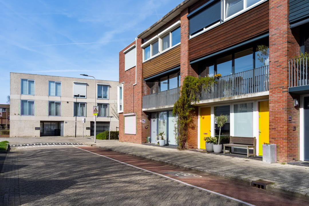 Foto 8 van Sint Petersburglaan 48