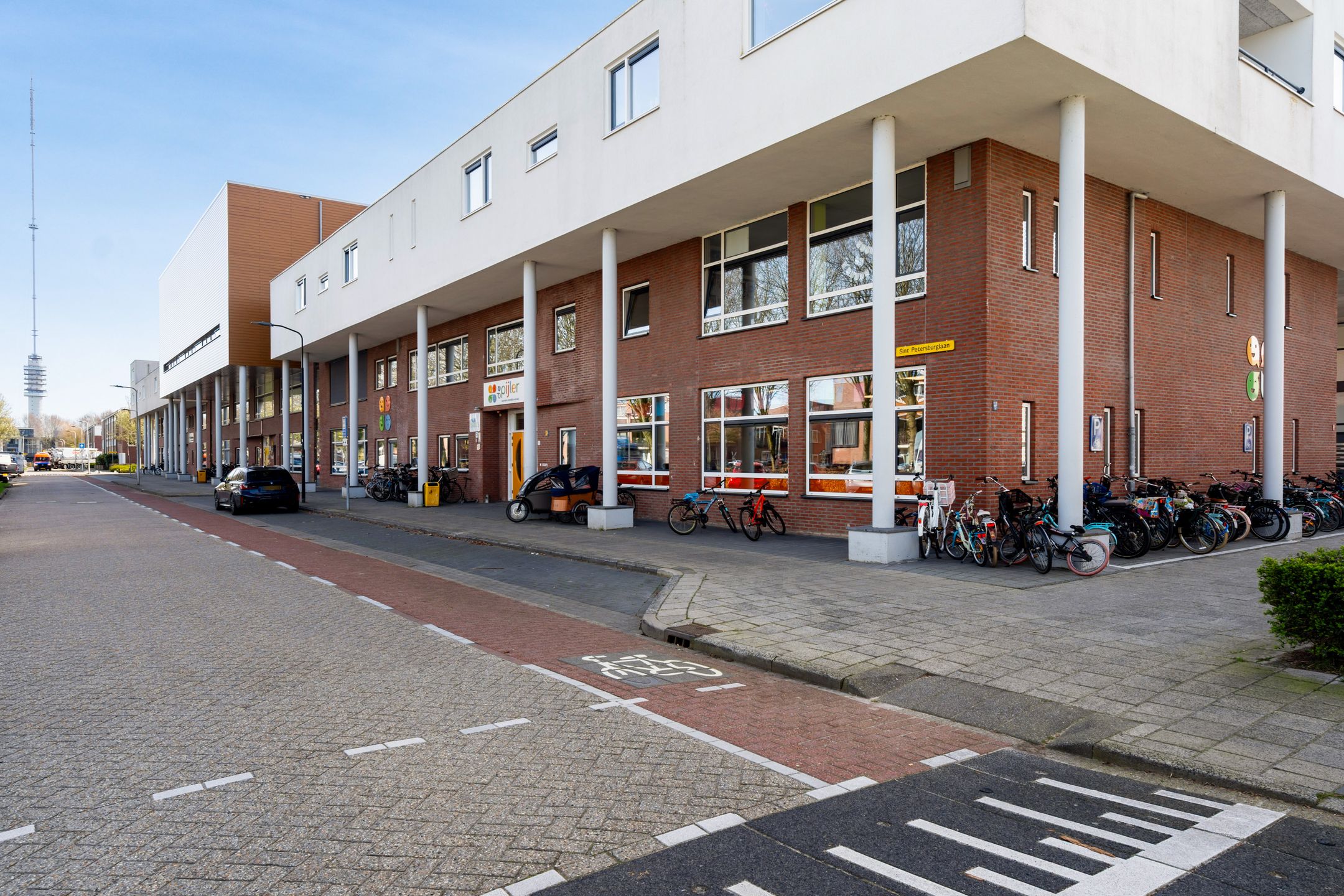 Foto 57 van Sint Petersburglaan 48