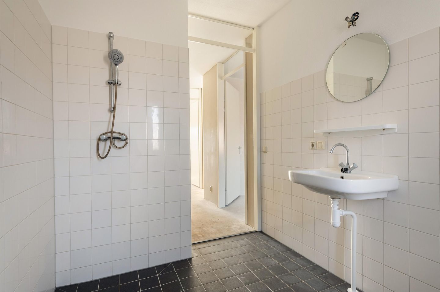 Photo 10 of Vriesschestraat 31