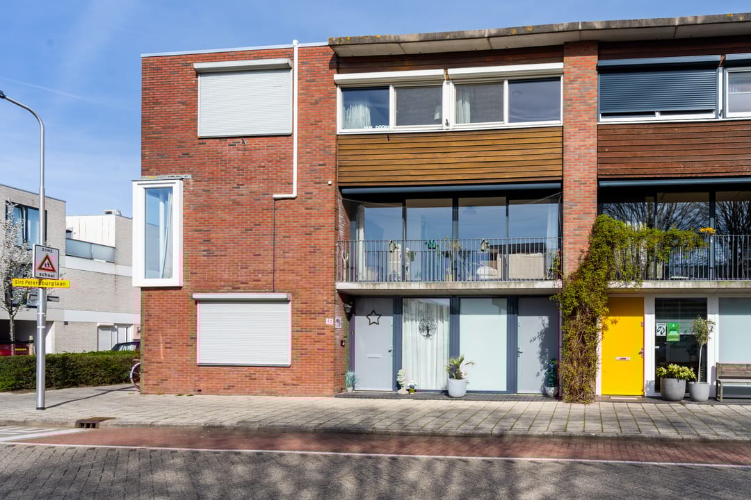 Foto 7 van Sint Petersburglaan 48