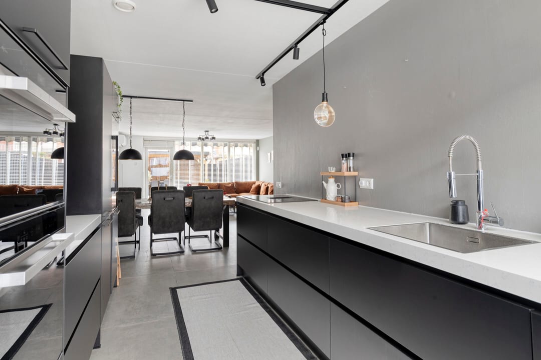 Photo 11 of Amerongenstraat 27