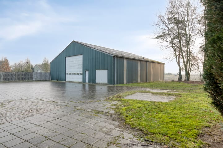 Foto 2 van Ter Apelkanaal Oost 118