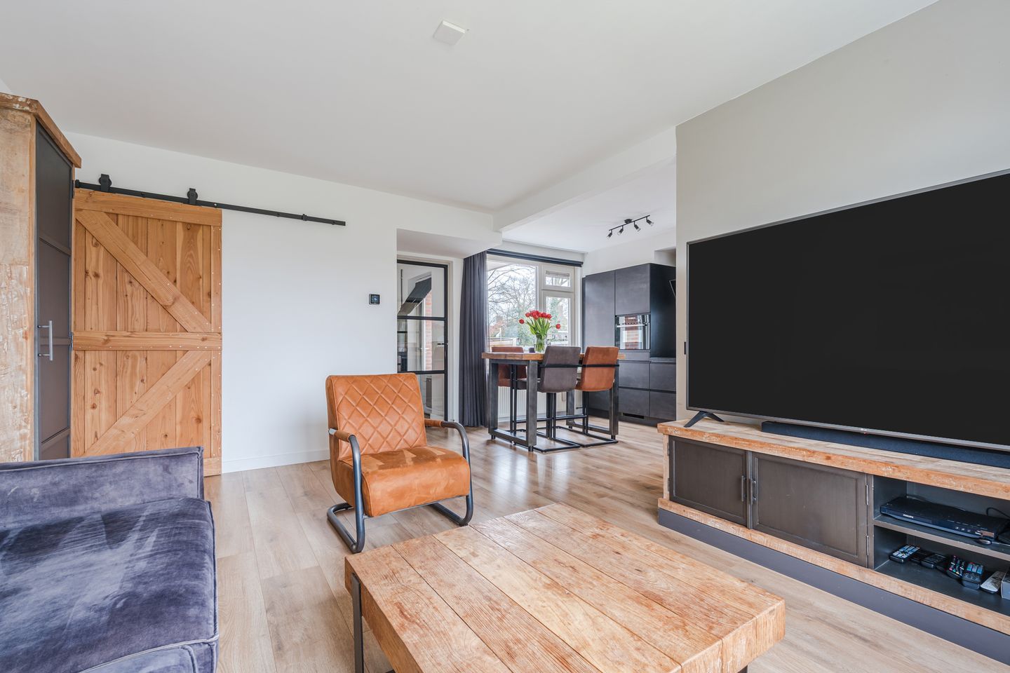 Photo 5 of Buddingerstraat 38