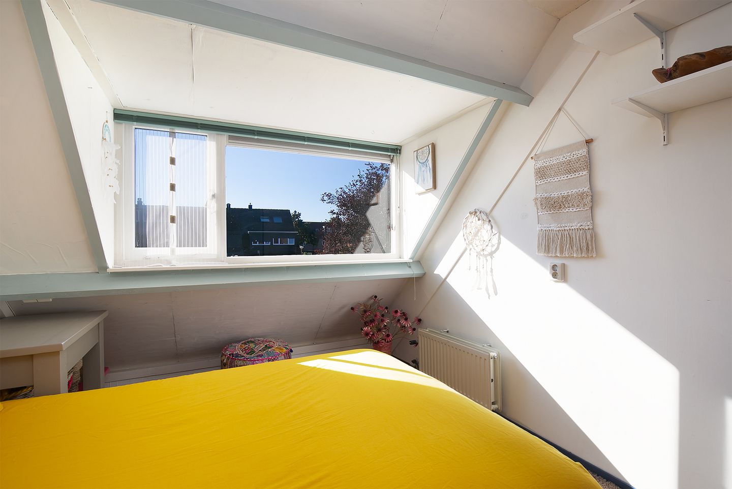 Bright and spacious family home with large sunny garden in Almere Waterwijk — 18