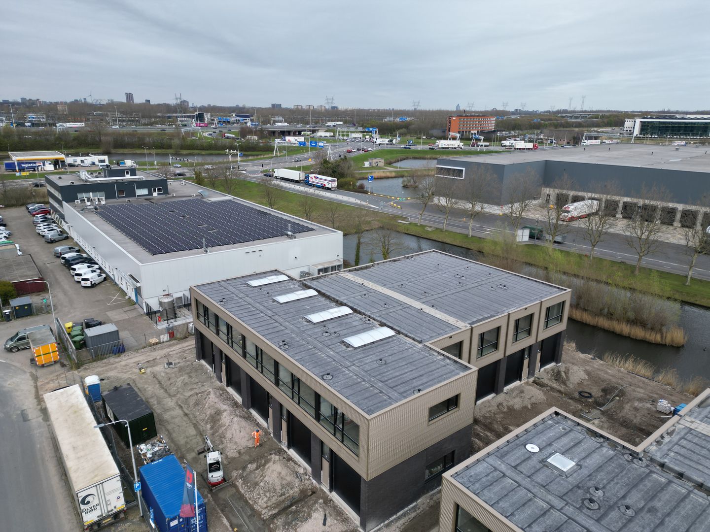 Bekijk foto 2 van Oosteinde 5-a7