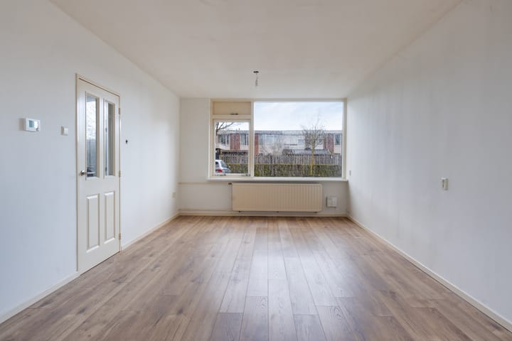 Photo 2 of Seinestraat 8