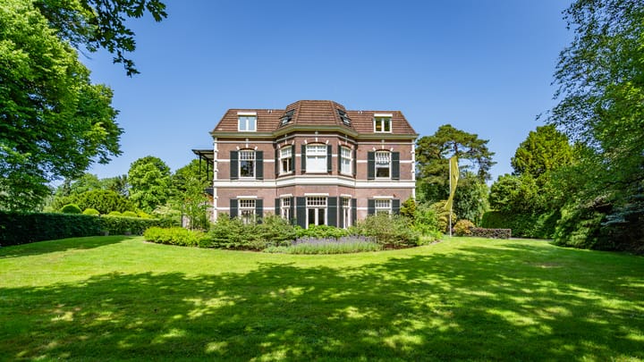 Gerrit van der Veenlaan 16, Baarn