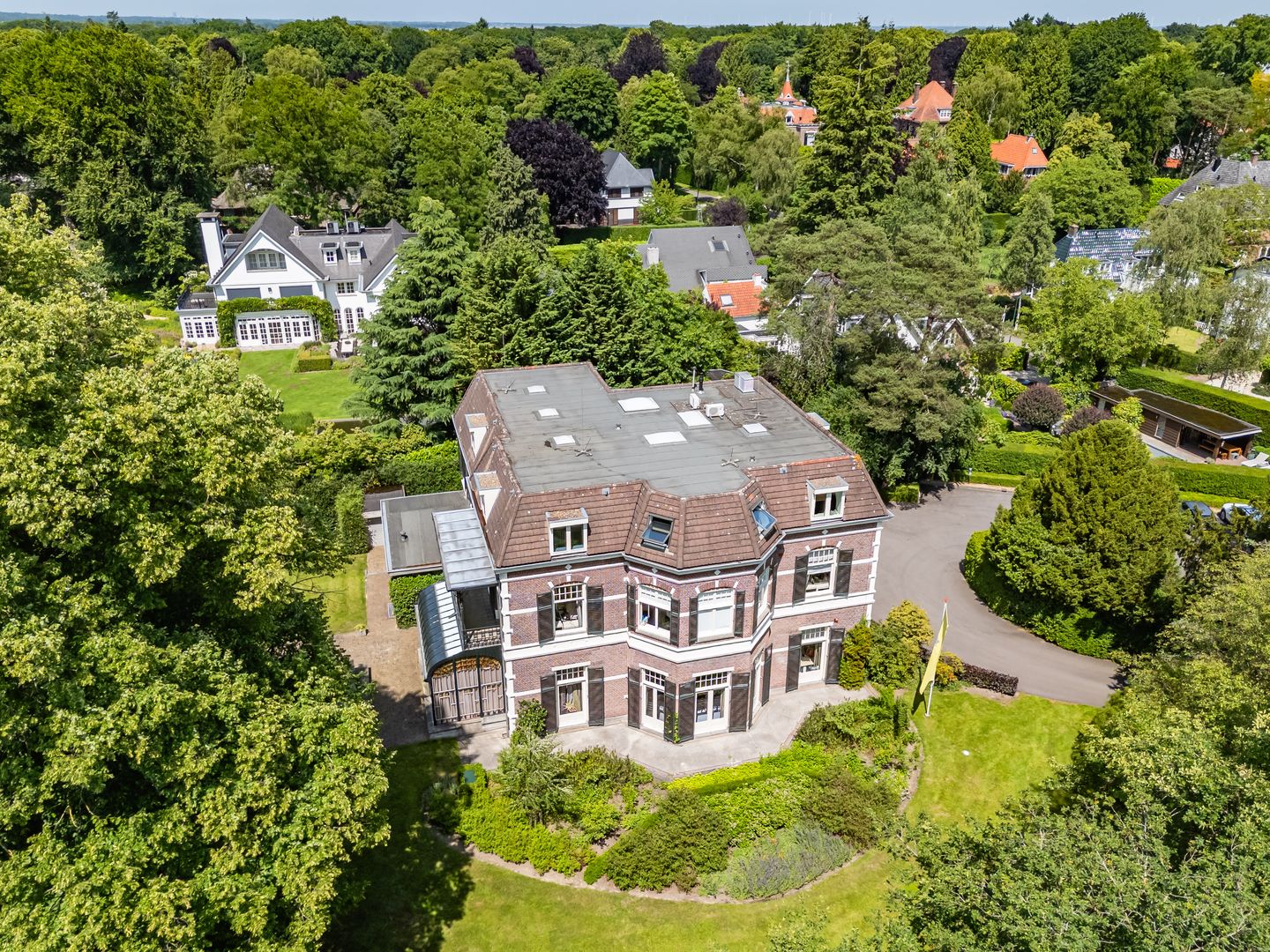 Bekijk foto 2 van Gerrit van der Veenlaan 16