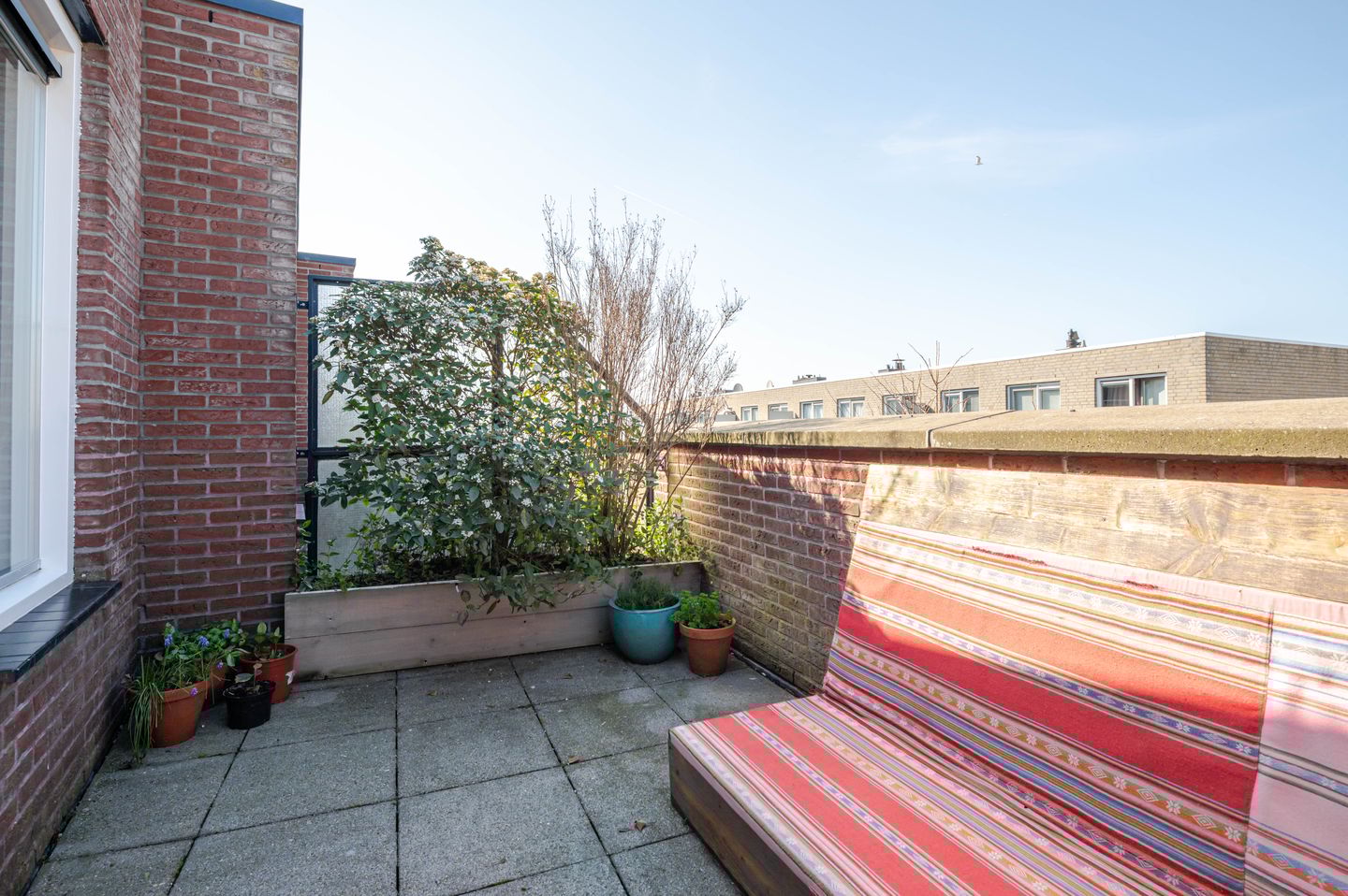 Foto 64 van Witte de Withstraat 186