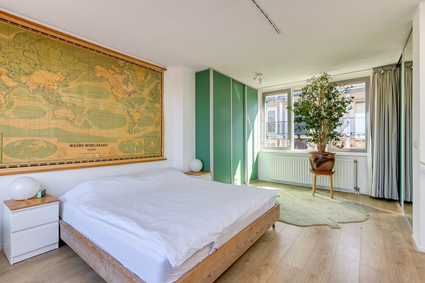 Foto 55 van Witte de Withstraat 186