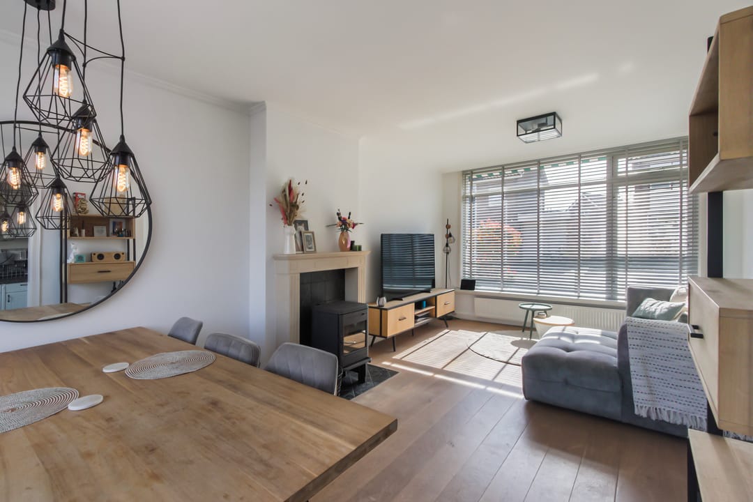 Photo 16 of Van Schendelstraat 6