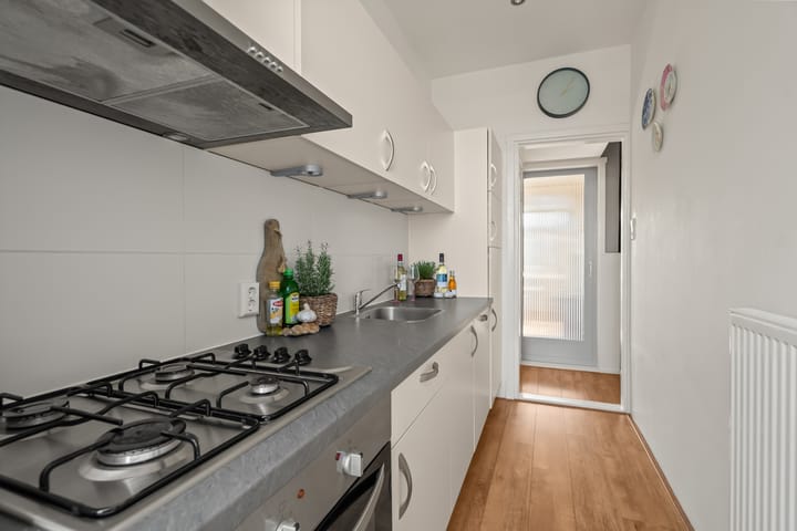 Photo 3 of Johannes van Andelstraat 13-BS