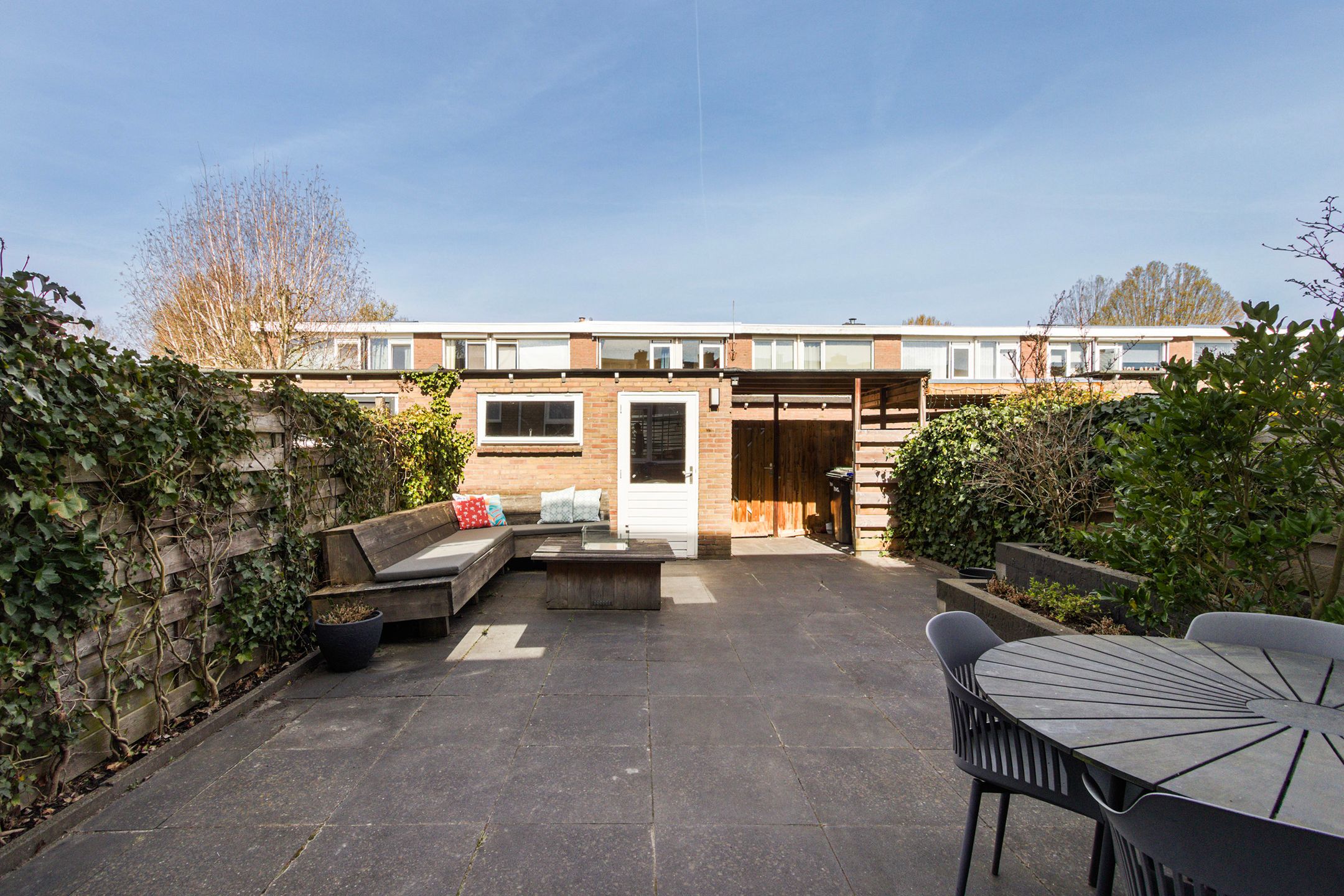 Photo 30 of Van Schendelstraat 6