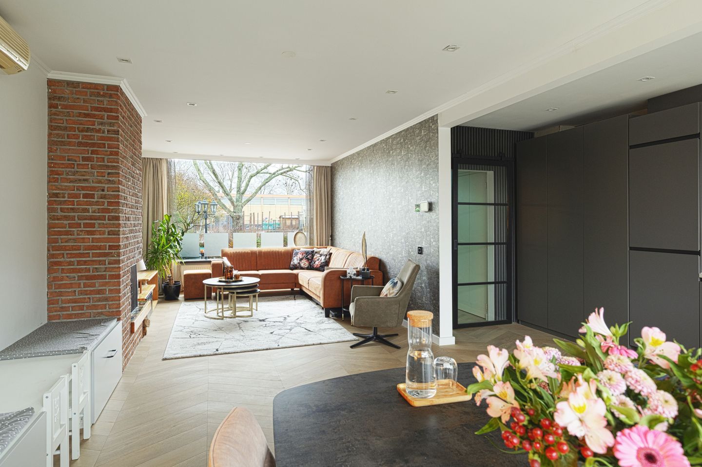 Foto 14 van De Genestetstraat 19