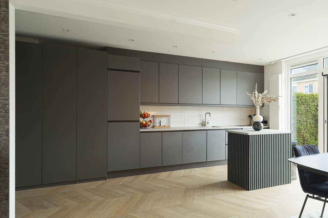 Foto 16 van De Genestetstraat 19