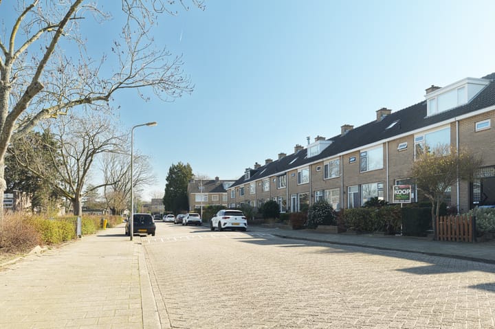 Foto 4 van De Genestetstraat 19