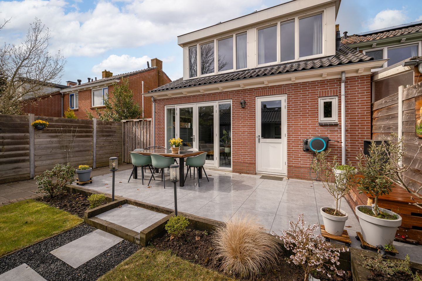 Foto 35 van Julianastraat 25