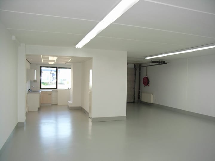 Ondernemingsweg 106, Uithoorn