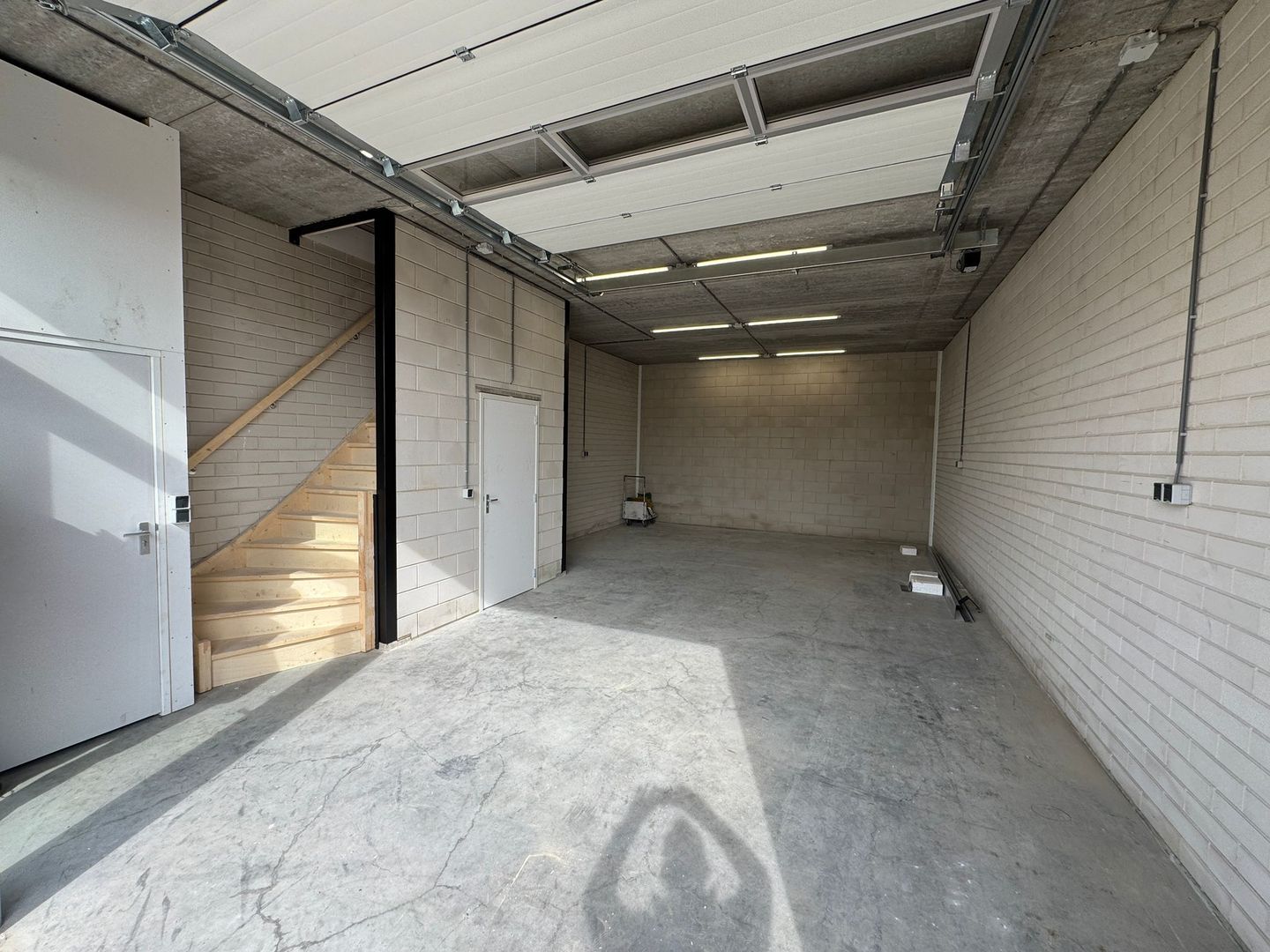 View photo 2 of Vliertwijksestraat 24-A