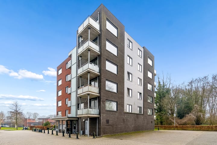 Photo 4 of Voorhof 52