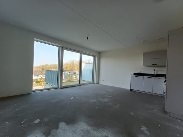 Photo 4 of Binnendongenstraat 6-E