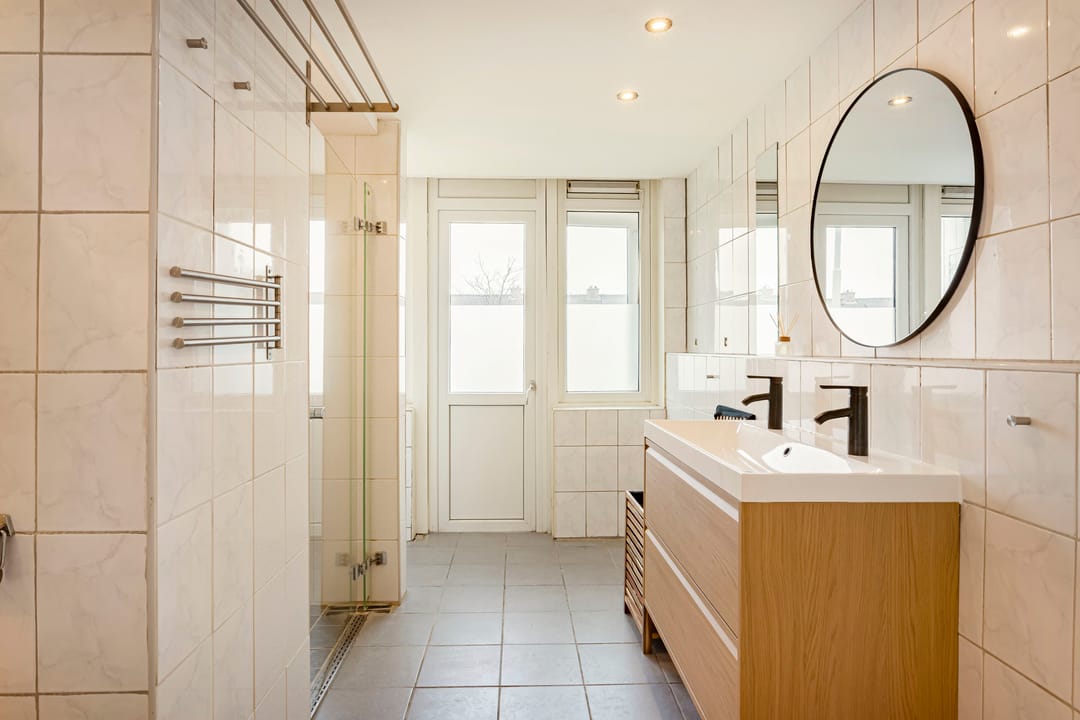 Bright 3-Room Apartment with Two Balconies in Arnhem — 16