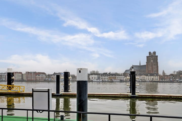 Foto 2 van Maasplein 15