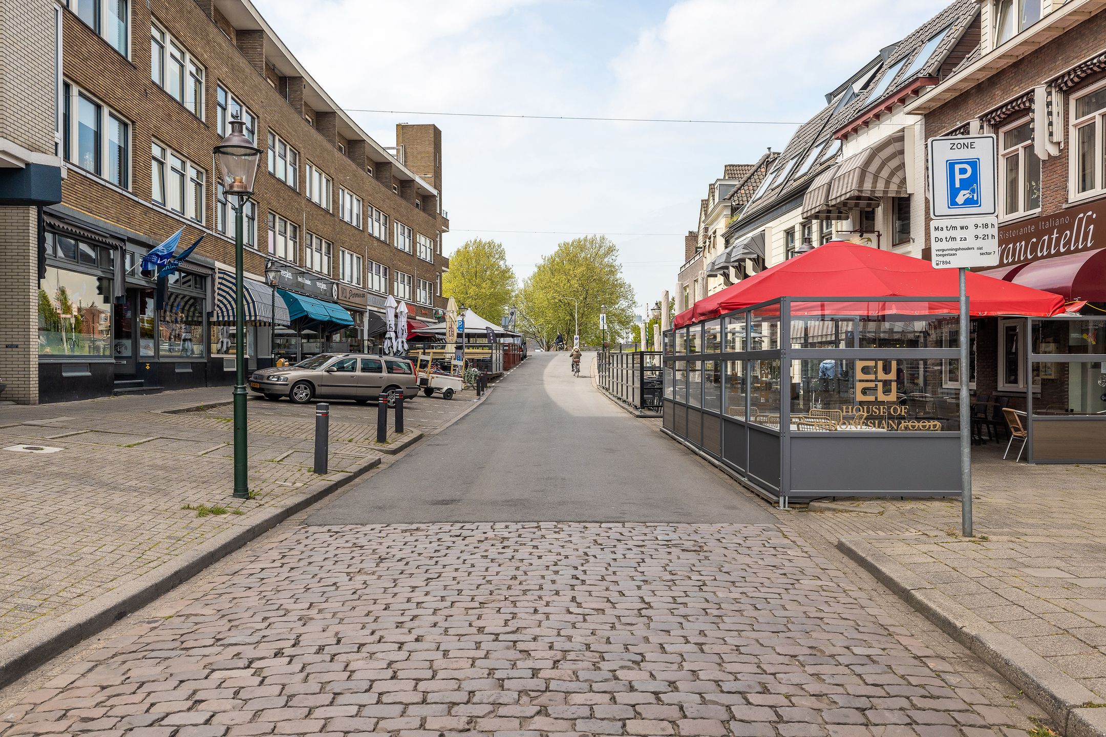 Foto 30 van Maasplein 15