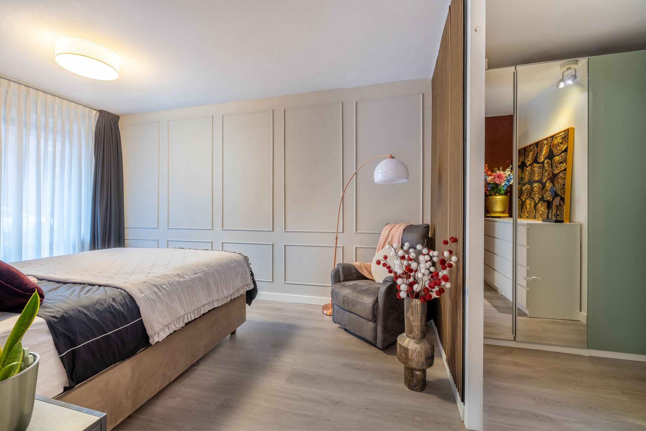 Light corner ground floor apartment with sheltered garden in peaceful Bomenbuurt — 24