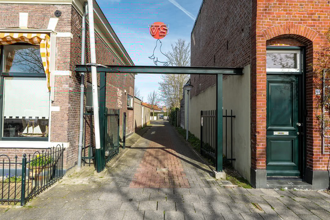 Photo 37 of Emmakade 151-A