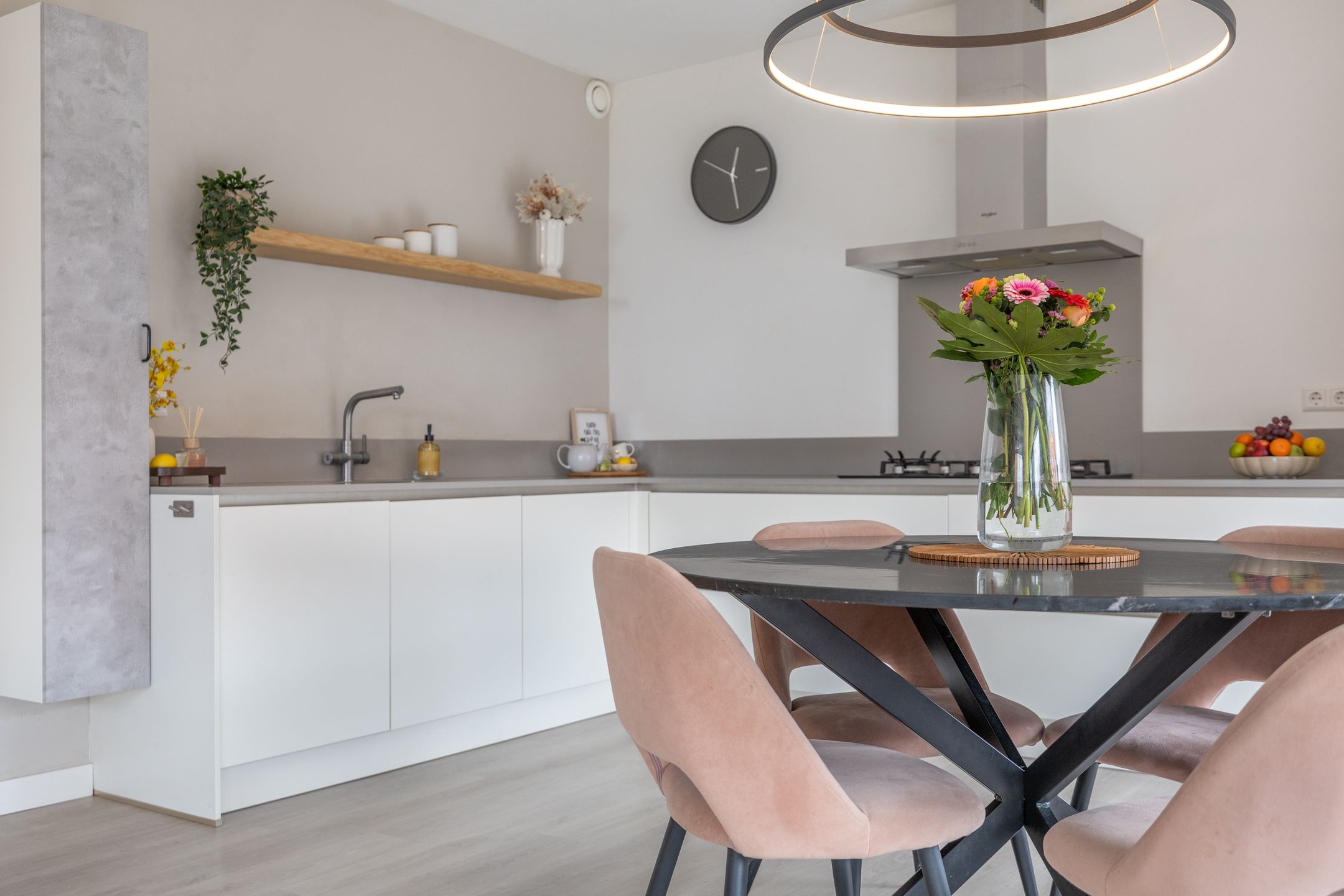 Light corner ground floor apartment with sheltered garden in peaceful Bomenbuurt — 15