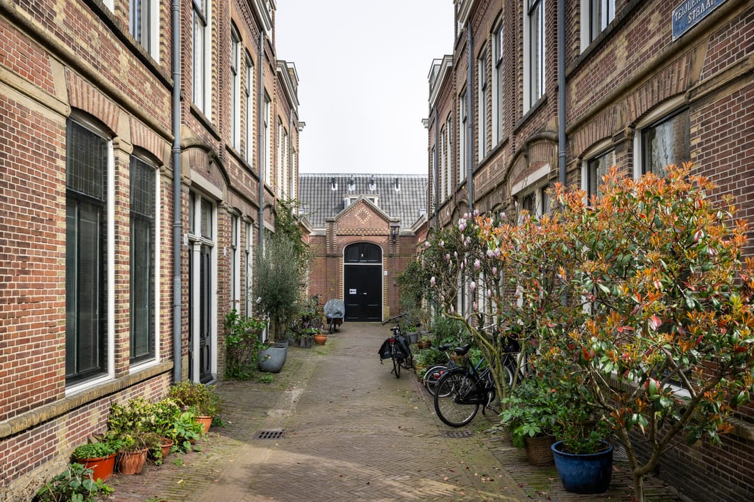 Photo 23 of Teylershofjestraat 1-RD