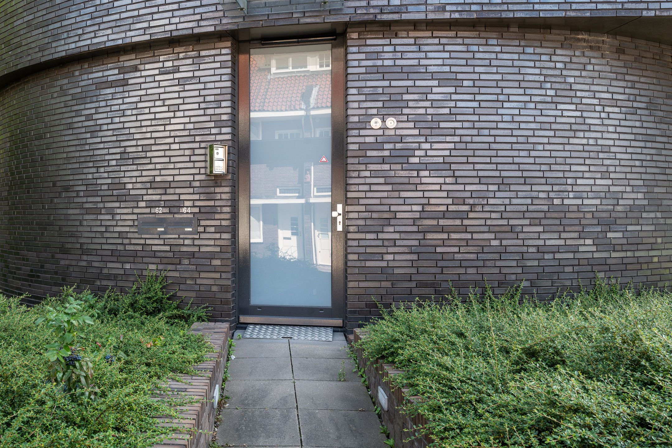 Photo 6 of Bisschop Zwijsenstraat 62