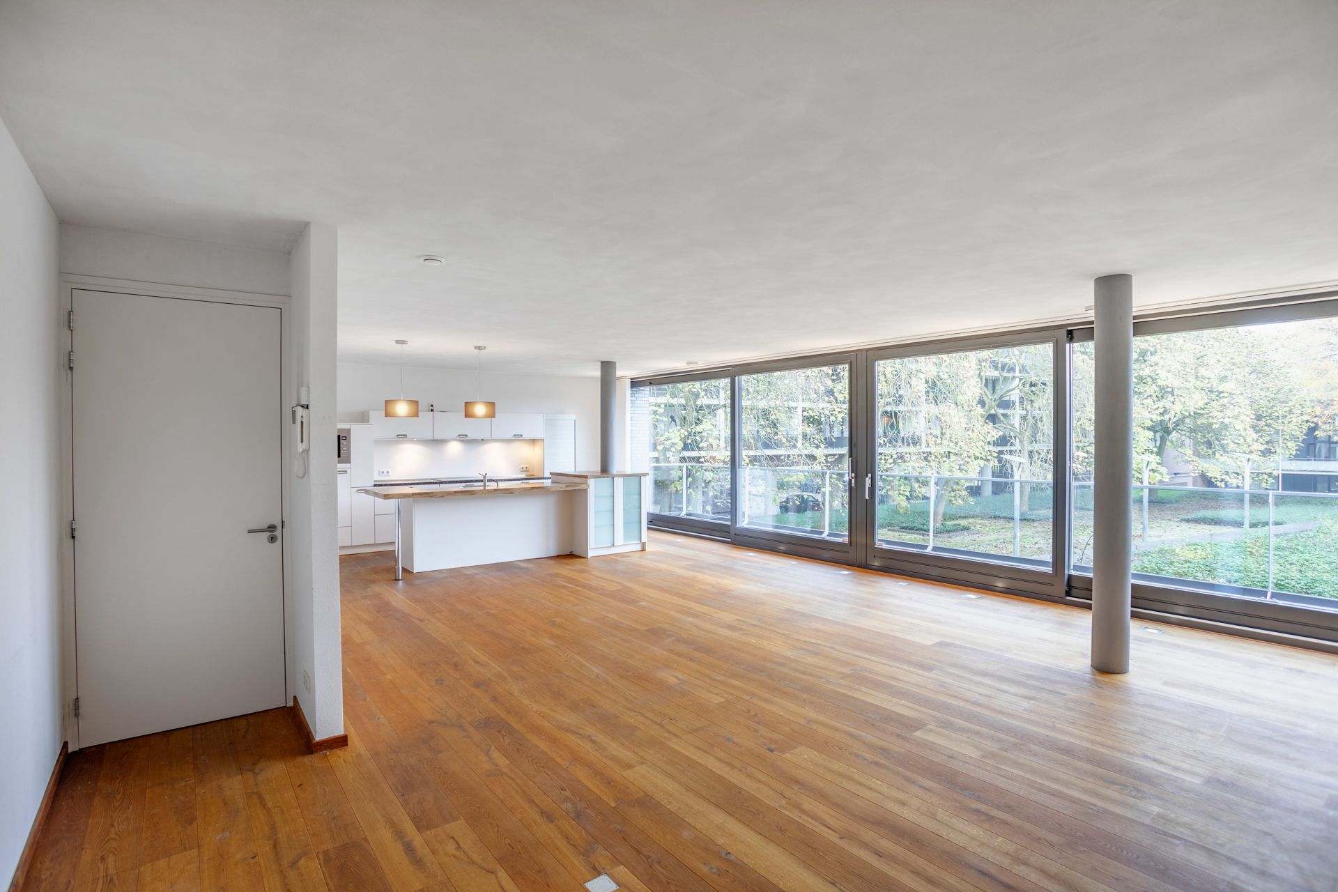 Photo 12 of Bisschop Zwijsenstraat 62