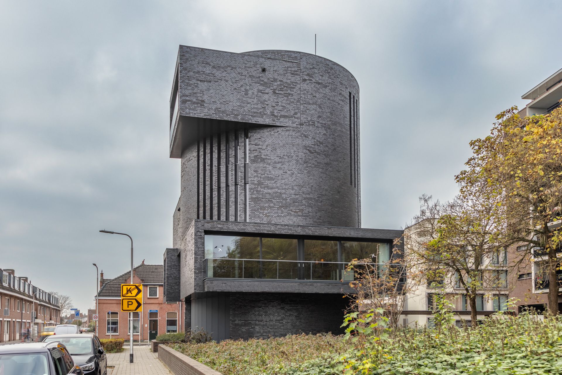 Photo 3 of Bisschop Zwijsenstraat 62