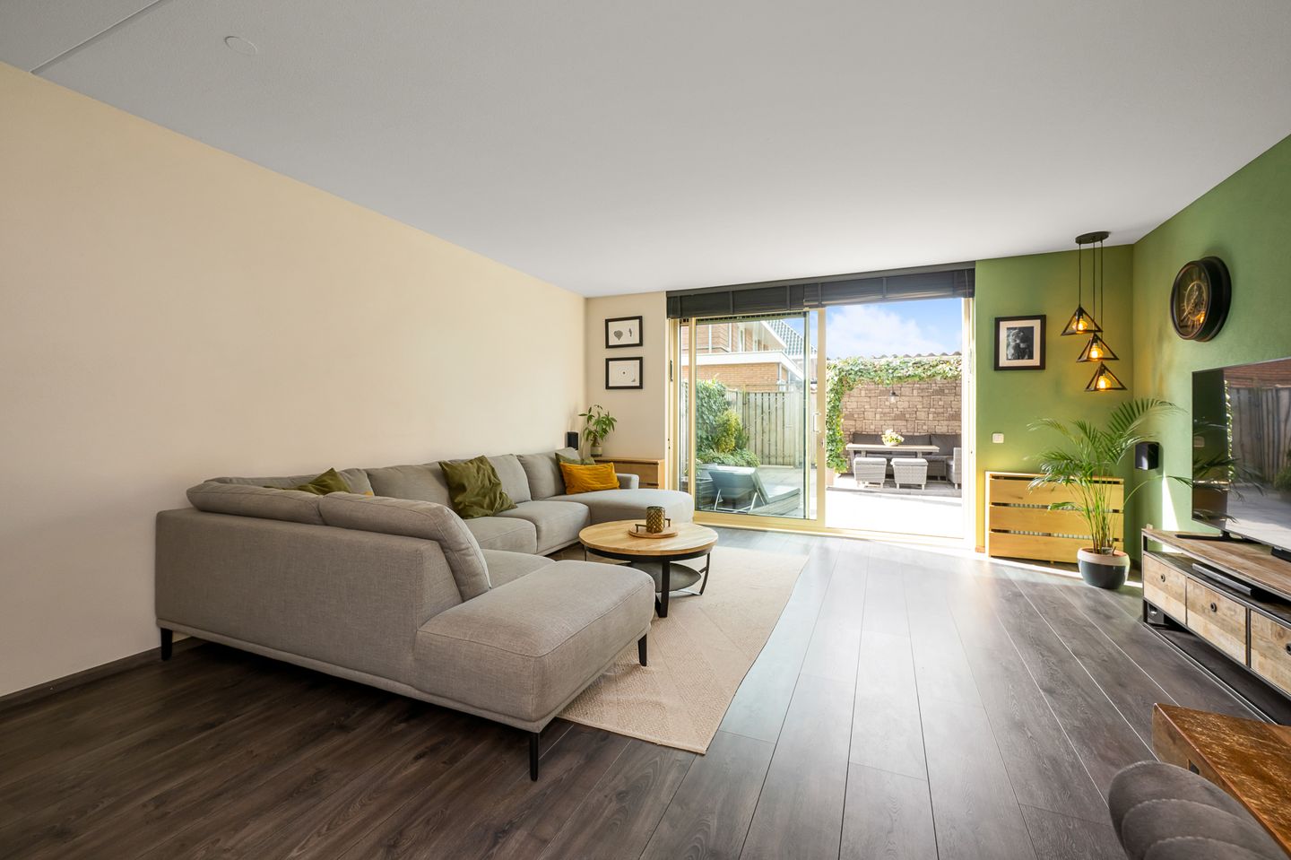 Foto 5 van Witte Ring 103