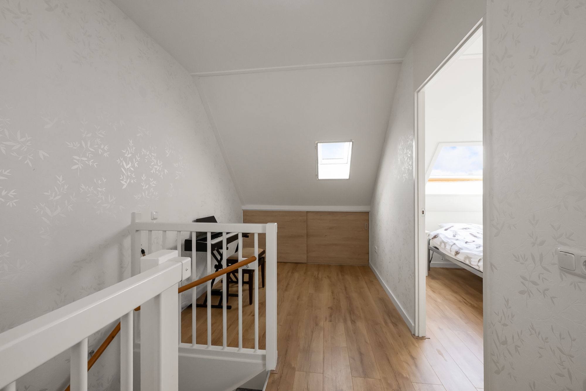 Foto 27 van Witte Ring 103