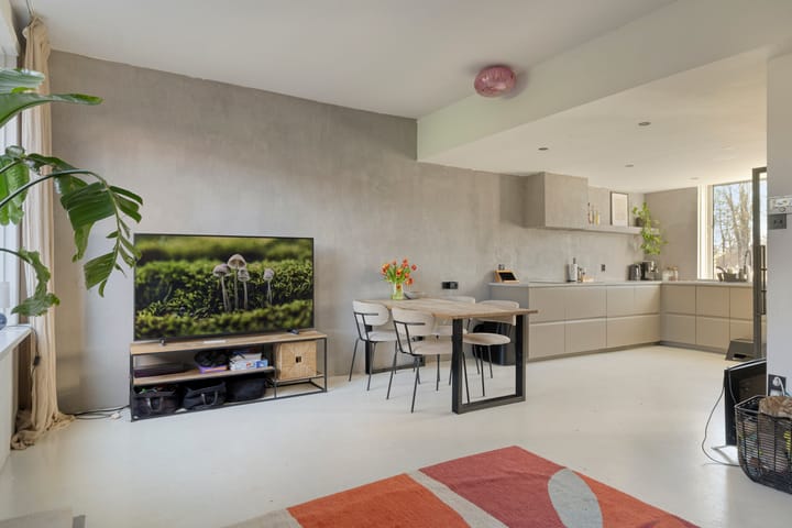 Photo 2 of Cort van der Lindenkade 78