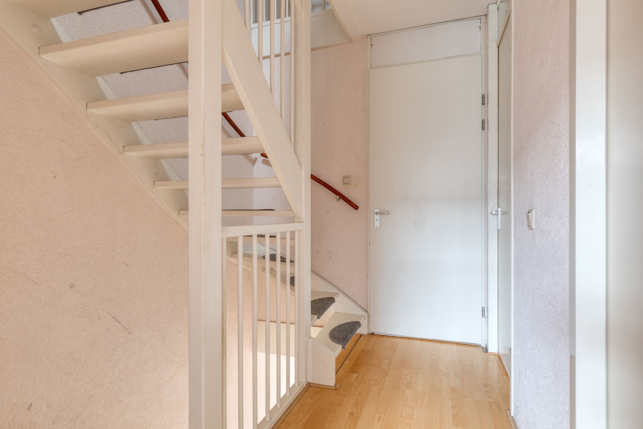 Charming Terraced Family Home with Southwest-Facing Garden in Stripheldenbuurt — 15