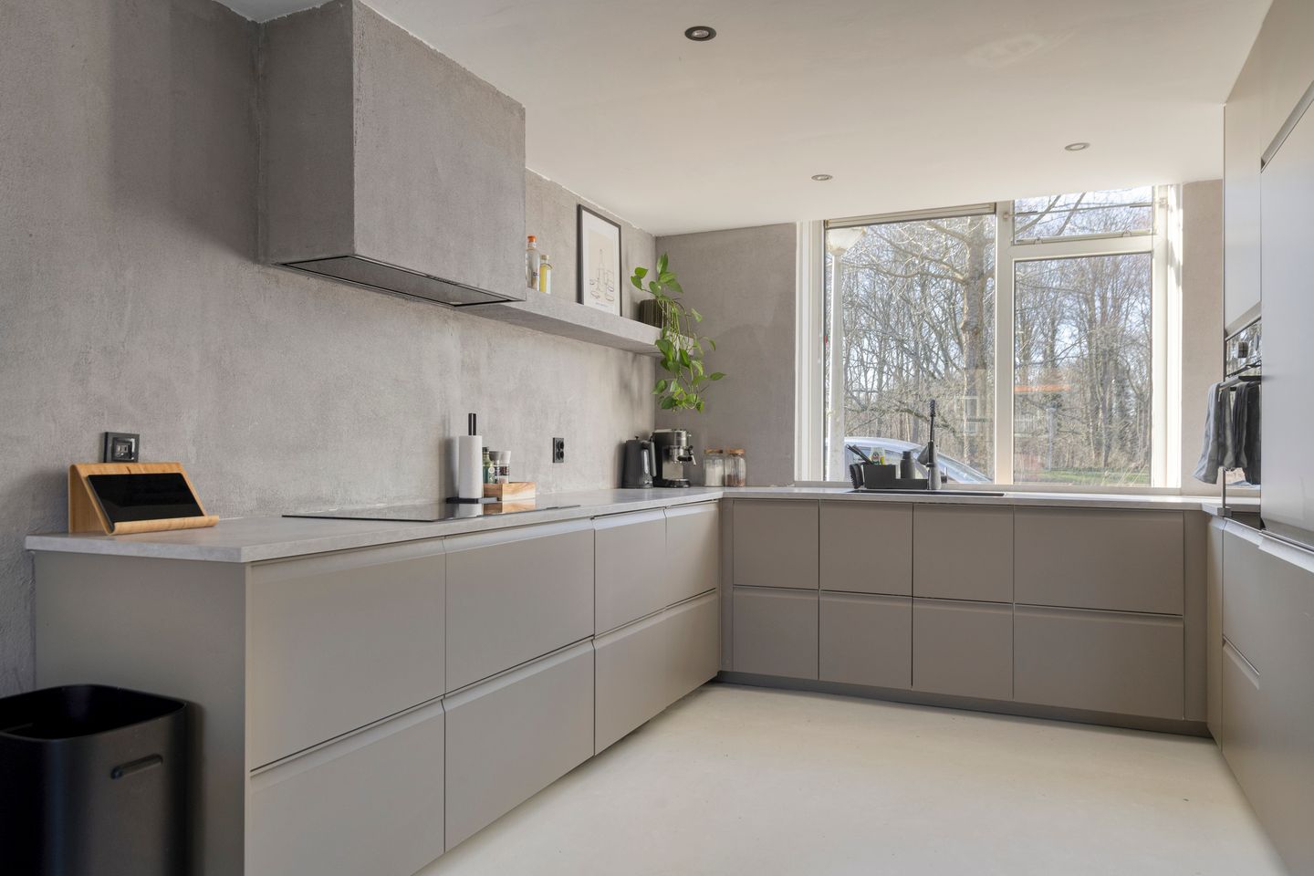 Photo 10 of Cort van der Lindenkade 78