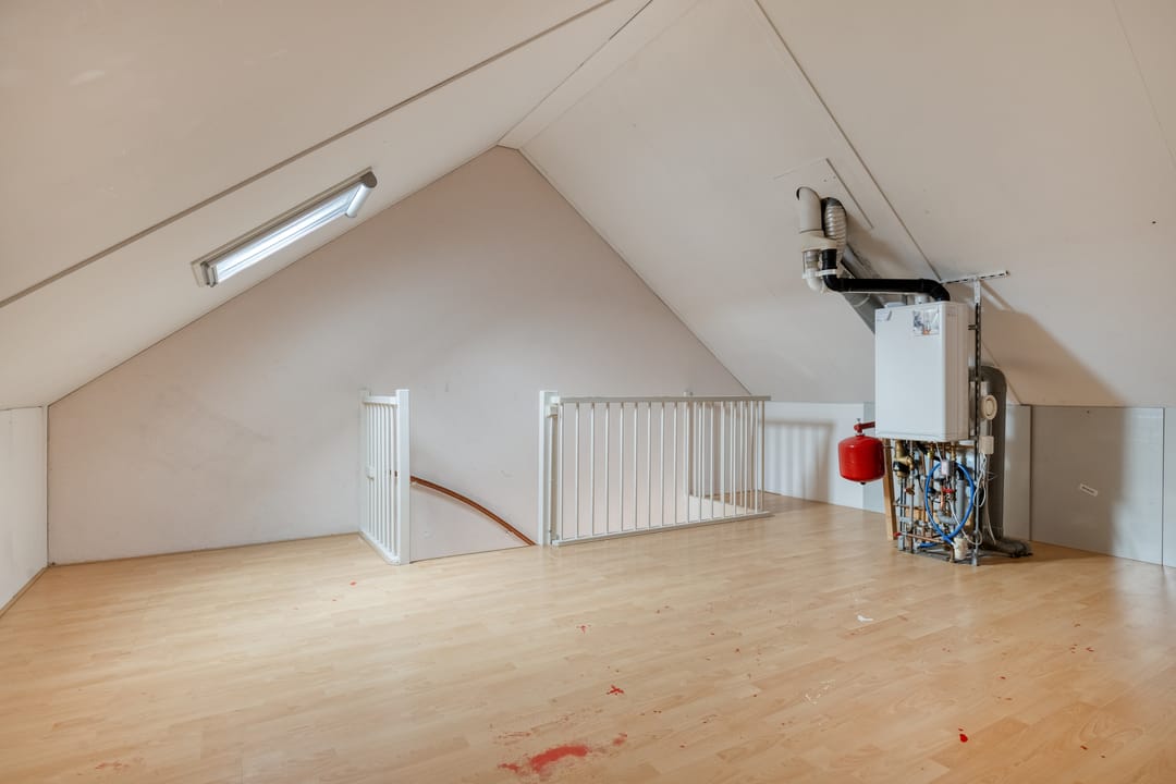 Charming Terraced Family Home with Southwest-Facing Garden in Stripheldenbuurt — 16