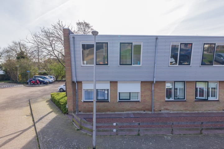 Foto 4 van Korenbloemlaan 14