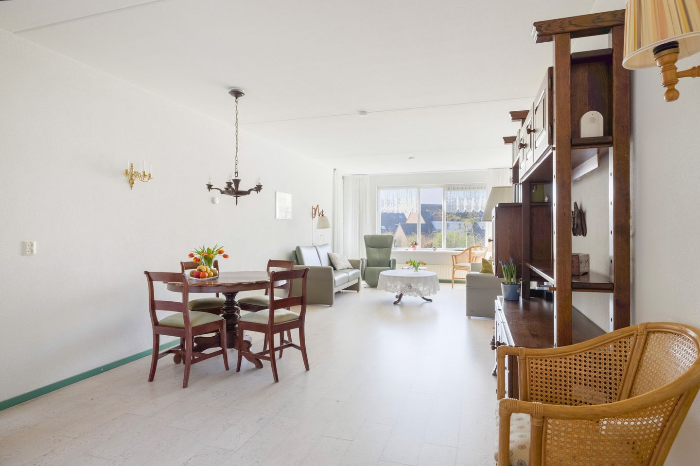 Eye-catching 3-room apartment with balcony near Shopping Center Achterveld — 18