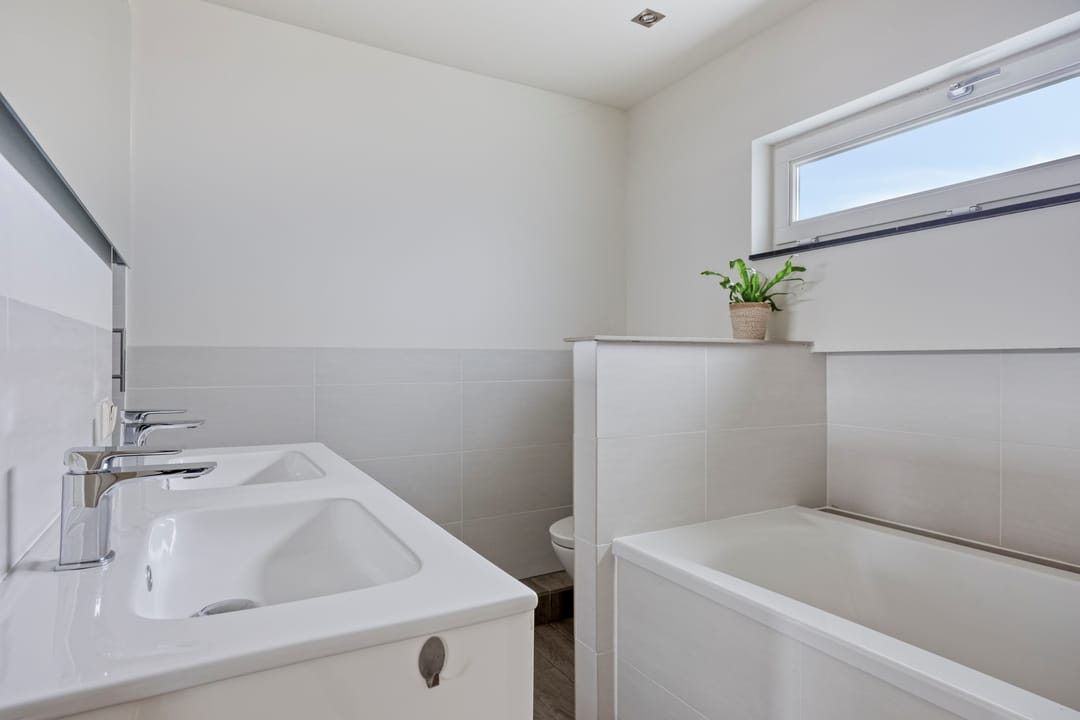 Photo 28 of Maaslandstraat 40