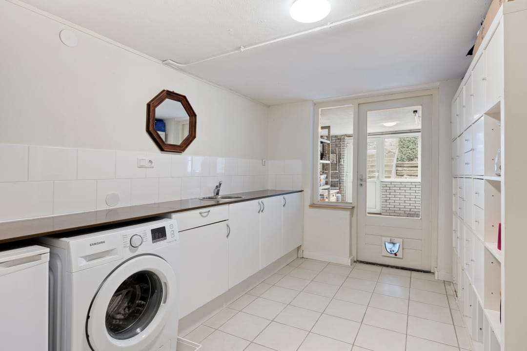 Photo 37 of Maaslandstraat 40