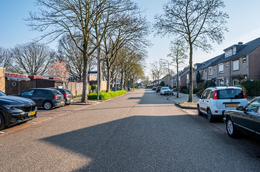 Foto 38 van Frederik Hendrikstraat 75