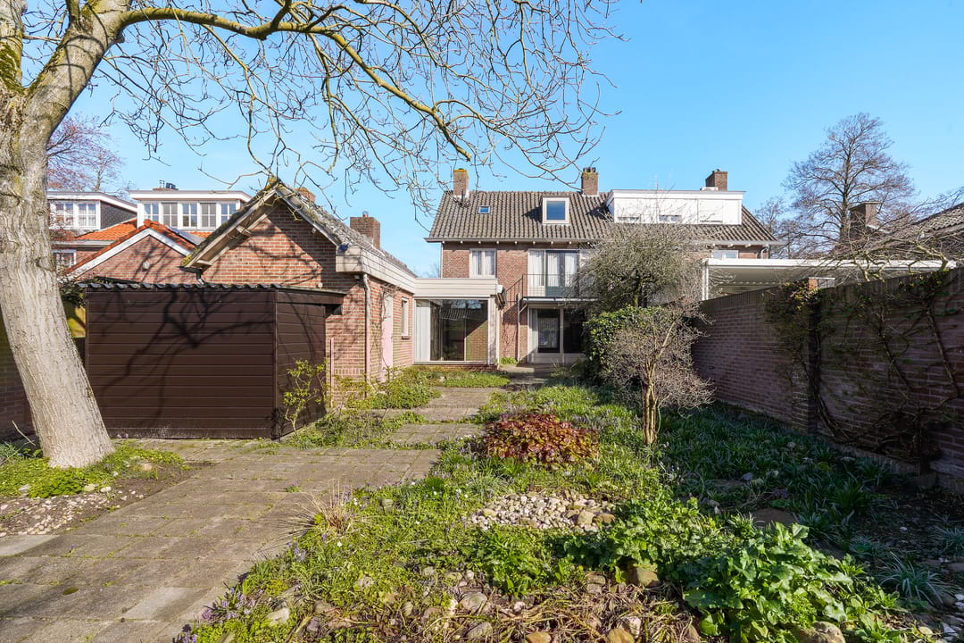 Photo 2 of Burgemeester van Grotenhuisstraat 10