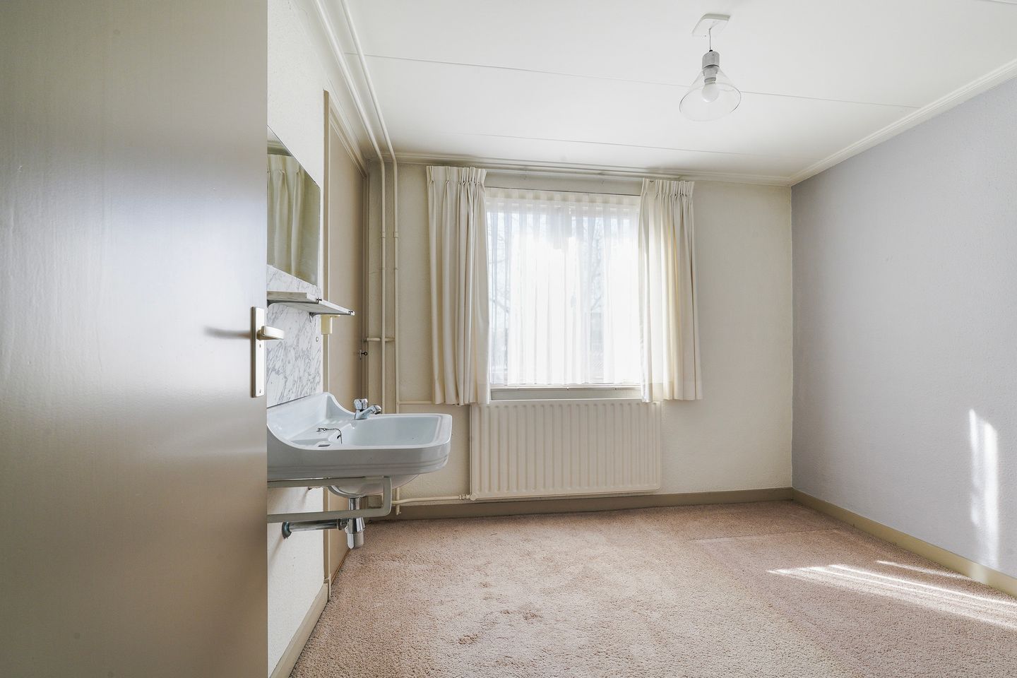 Photo 25 of Burgemeester van Grotenhuisstraat 10