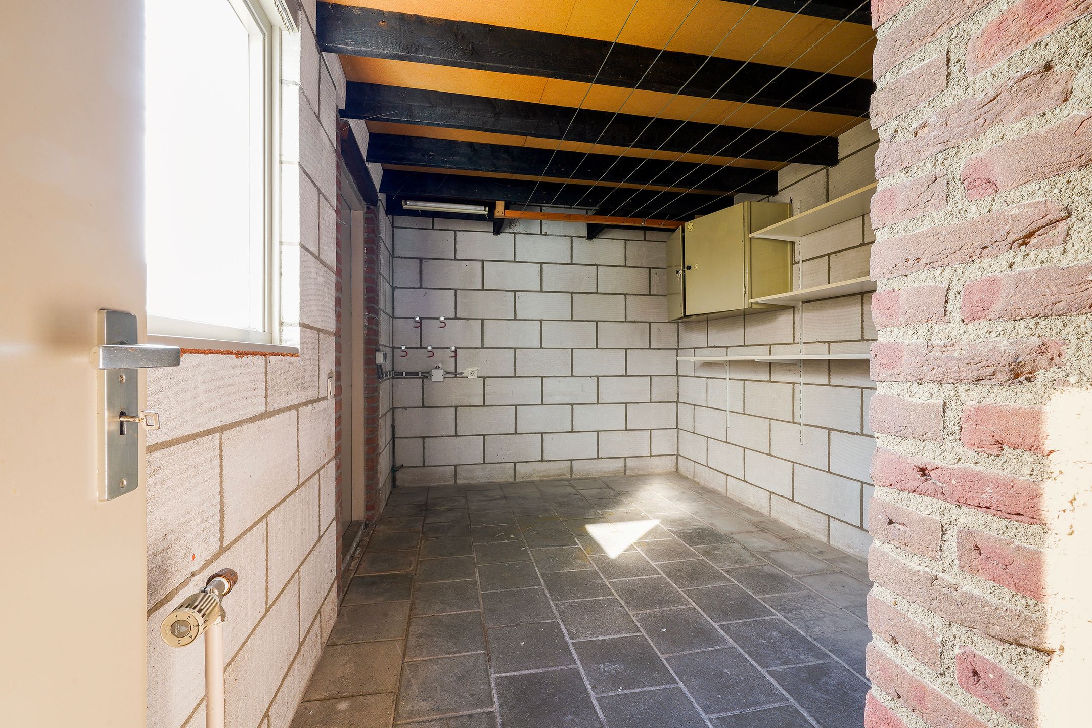 Photo 33 of Burgemeester van Grotenhuisstraat 10